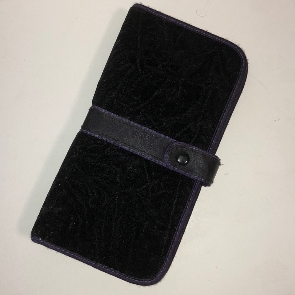 Deep purple velvet travel make up case